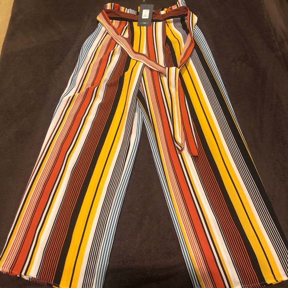 NWT Fashion Nova Love Me Now Pants Size M - Picture 4 of 5